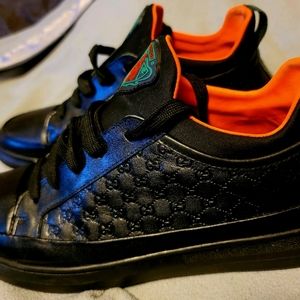 Gucci shoes size 41 (8) in u.s.